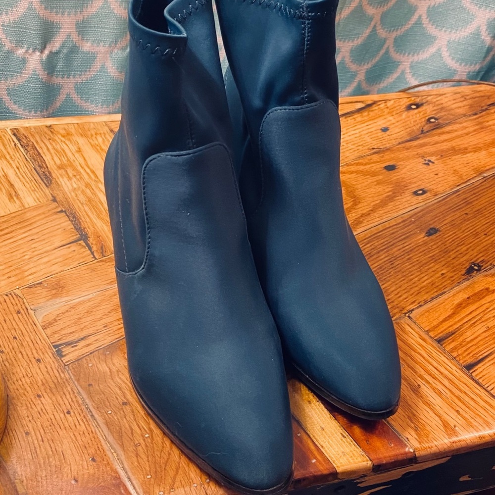 Cerulean Blue Wide-fit Booties - Picture 6 of 9